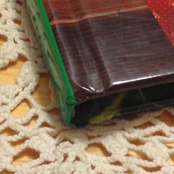 Country Woman Christmas Crafts and Cookbook 2001 - Picture 2 of 8